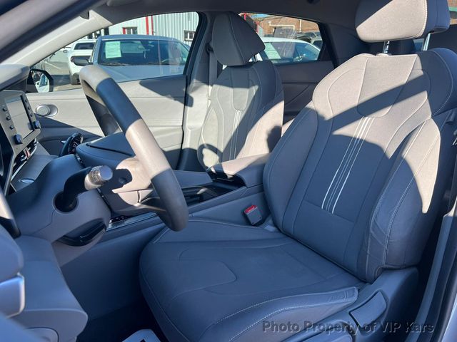 2023 Hyundai Elantra SEL IVT - 22939891 - 15