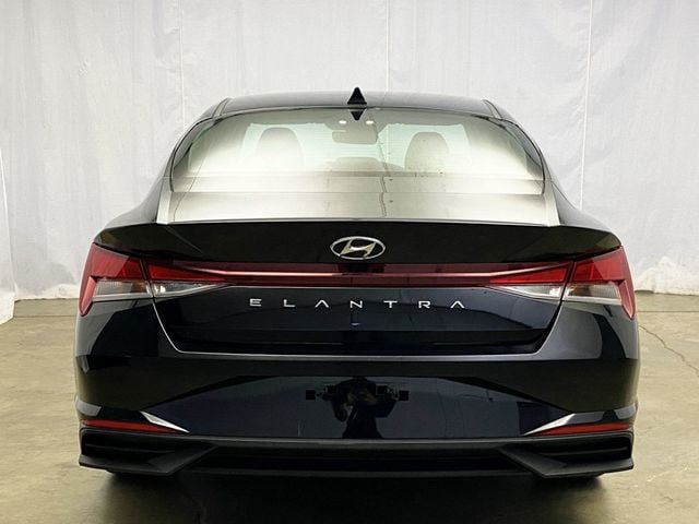 2023 Hyundai Elantra SEL IVT - 22934232 - 3