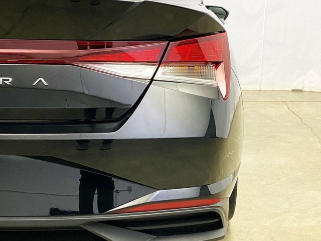 2023 Hyundai Elantra SEL IVT - 22934232 - 6