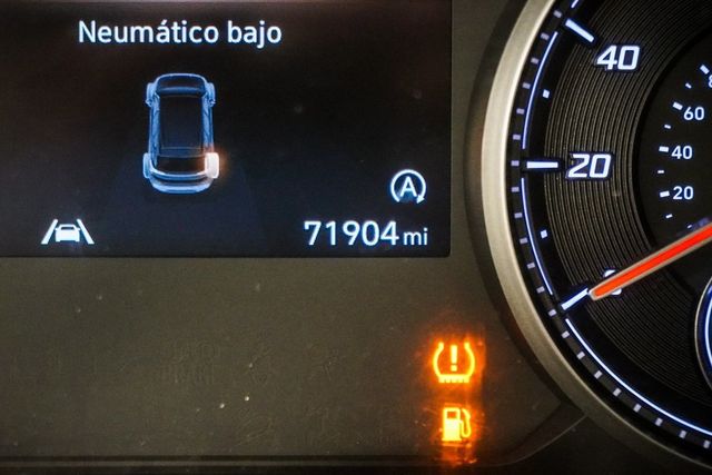 2023 Hyundai Santa Fe SE FWD - 22923922 - 30