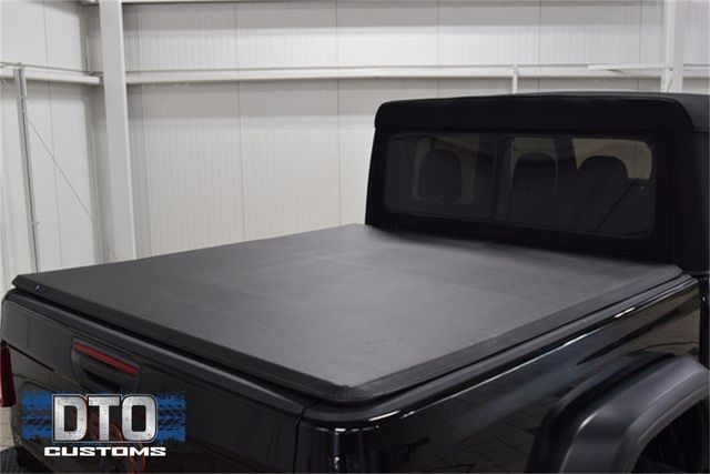 2023 Jeep Gladiator Mojave - 22875144 - 19