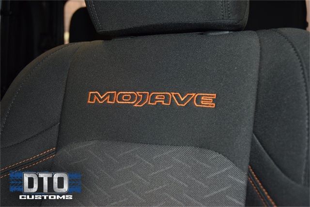 2023 Jeep Gladiator Mojave - 22875144 - 37