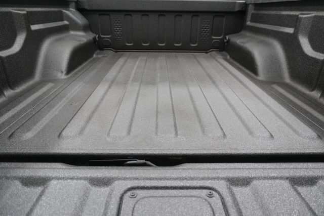 2023 Jeep Gladiator Willys 4x4 - 22875898 - 25