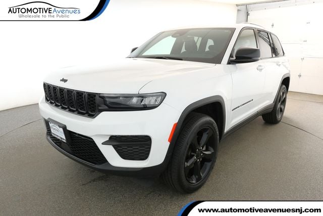 2023 Jeep Grand Cherokee Altitude 4x4 - 22923000 - 0