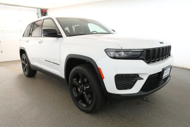 2023 Jeep Grand Cherokee Altitude 4x4 - 22923000 - 2