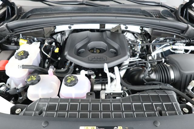2023 Jeep Grand Cherokee 4xe 4x4 with Luxury Tech Group II & Mopar Finishing Package - 22917361 - 24