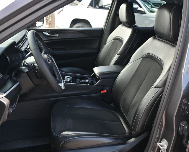 2023 Jeep Grand Cherokee L Altitude 4X4  - 22936785 - 13