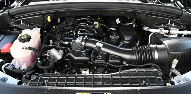 2023 Jeep Grand Cherokee L Altitude 4X4  - 22936785 - 20