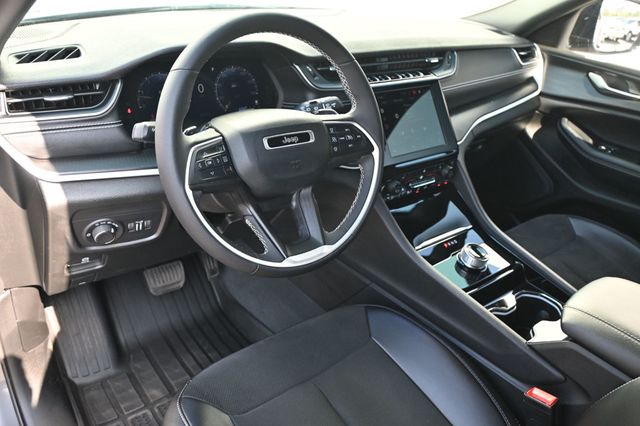 2023 Jeep Grand Cherokee L Altitude 4X4  - 22936785 - 7