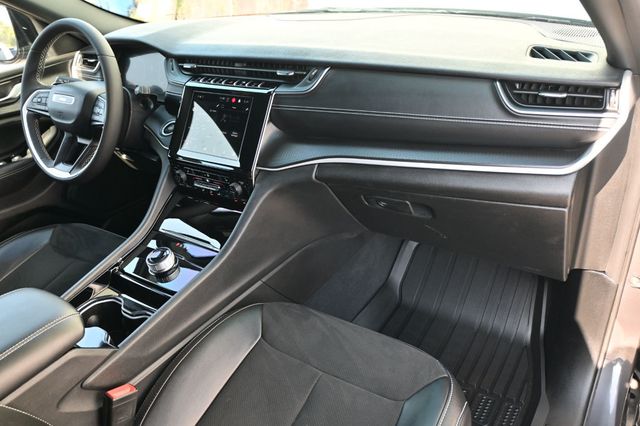 2023 Jeep Grand Cherokee L Altitude 4X4  - 22936785 - 8