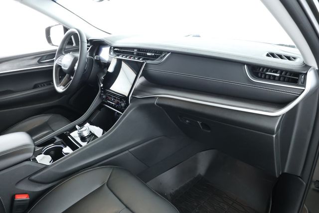 2023 Jeep Grand Cherokee L Limited 4x4 with Black Appearance Package - 22916589 - 24