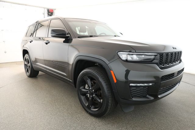 2023 Jeep Grand Cherokee L Limited 4x4 with Black Appearance Package - 22916589 - 2