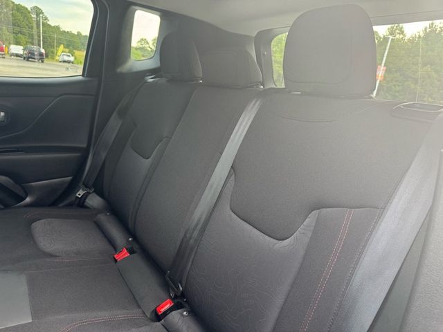 2023 Jeep Renegade Trailhawk - 22911666 - 25