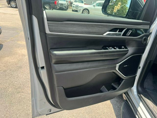 2023 Jeep Wagoneer L MSRP$73725/4X4/WagoneerL/Series2/Heated&CooledSeats/NAV - 22881039 - 9