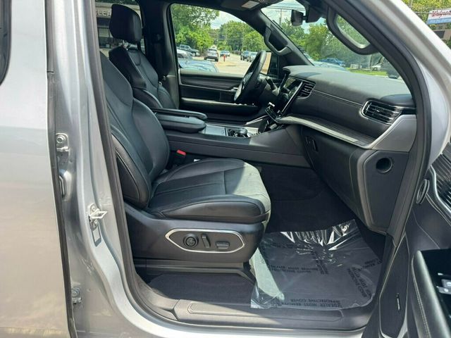 2023 Jeep Wagoneer L MSRP$73725/4X4/WagoneerL/Series2/Heated&CooledSeats/NAV - 22881039 - 20