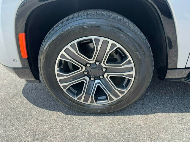 2023 Jeep Wagoneer L MSRP$73725/4X4/WagoneerL/Series2/Heated&CooledSeats/NAV - 22881039 - 33