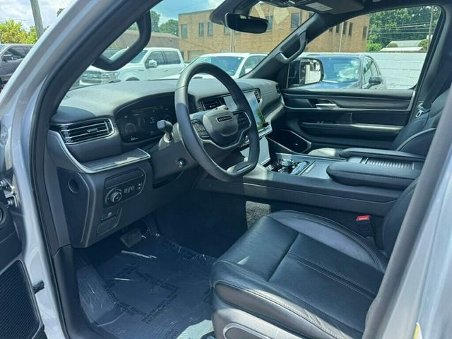2023 Jeep Wagoneer L MSRP$73725/4X4/WagoneerL/Series2/Heated&CooledSeats/NAV - 22881039 - 7