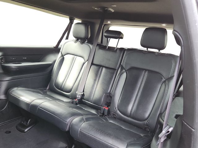 2023 Jeep Wagoneer L Series III 4x4 with Premium and Preferred Equipment Groups - 22934180 - 19