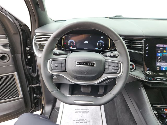 2023 Jeep Wagoneer L Series III 4x4 with Premium and Preferred Equipment Groups - 22934180 - 21