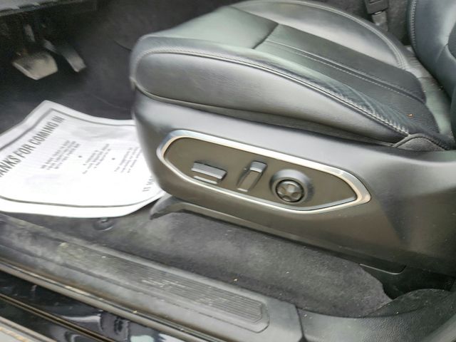 2023 Jeep Wagoneer L Series III 4x4 with Premium and Preferred Equipment Groups - 22934180 - 23