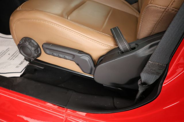 2023 Jeep Wrangler 4xe Sahara 4x4 with 3-Piece Hardtop & Cold Weather Group - 22911347 - 8