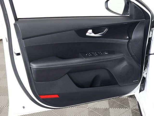 2023 Kia Forte GT-Line IVT - 22933862 - 23