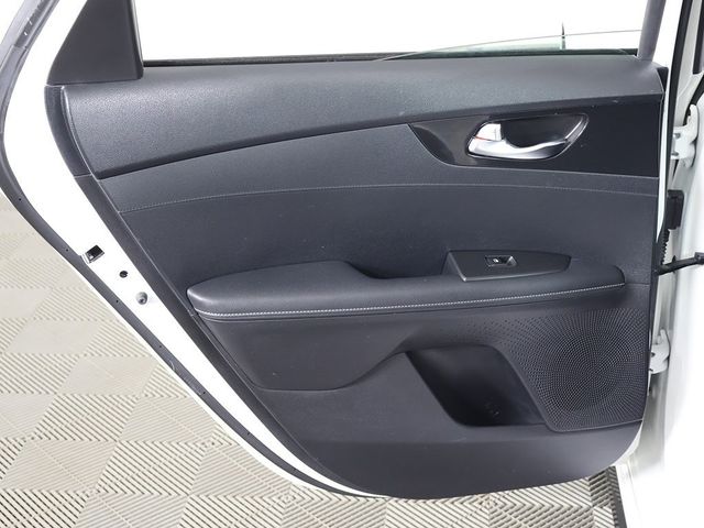 2023 Kia Forte GT-Line IVT - 22933862 - 25