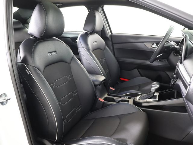 2023 Kia Forte GT-Line IVT - 22933862 - 32