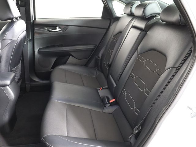 2023 Kia Forte GT-Line IVT - 22933862 - 33
