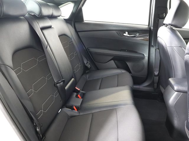 2023 Kia Forte GT-Line IVT - 22933862 - 34