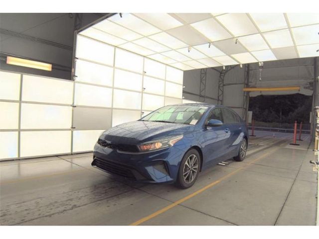 2023 Kia Forte LXS IVT - 22921456 - 1