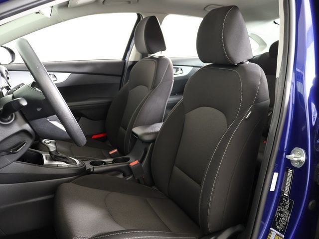 2023 Kia Forte LXS IVT - 22921456 - 29