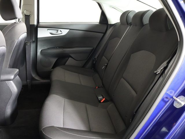 2023 Kia Forte LXS IVT - 22921456 - 30
