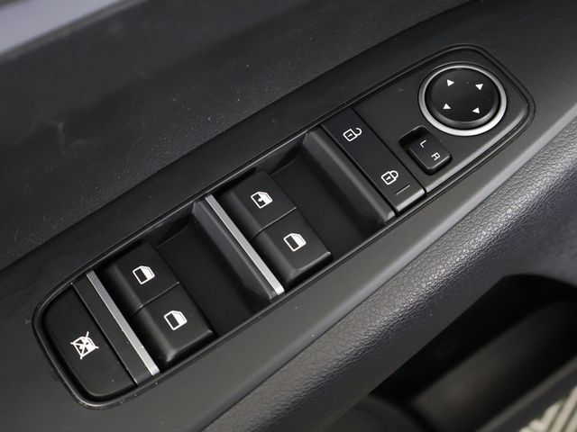2023 Kia Forte LXS IVT - 22921456 - 34