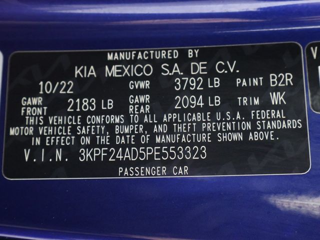 2023 Kia Forte LXS IVT - 22921456 - 46