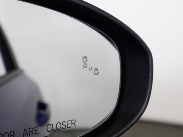 2023 Kia Forte LXS IVT - 22922170 - 33