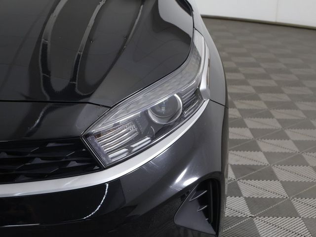 2023 Kia Forte LXS IVT - 22926079 - 11