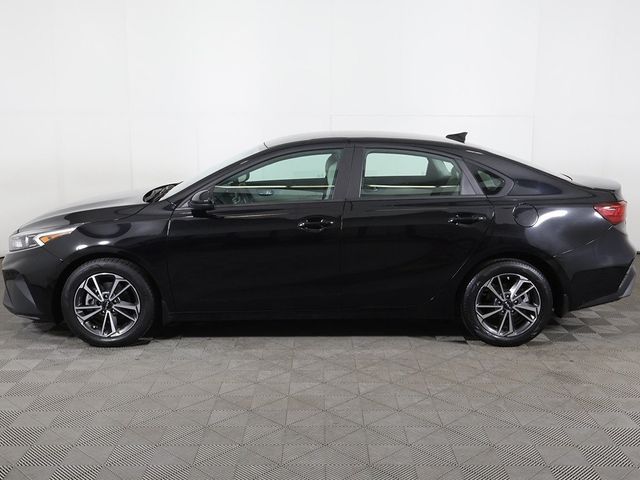 2023 Kia Forte LXS IVT - 22926079 - 14
