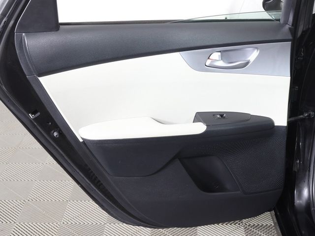 2023 Kia Forte LXS IVT - 22926079 - 21