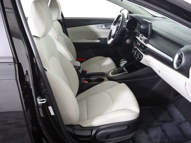 2023 Kia Forte LXS IVT - 22926079 - 26