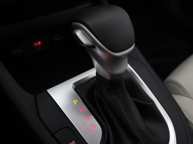 2023 Kia Forte LXS IVT - 22926079 - 42