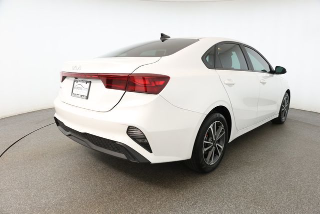 2023 Kia Forte LXS IVT - 22927998 - 3