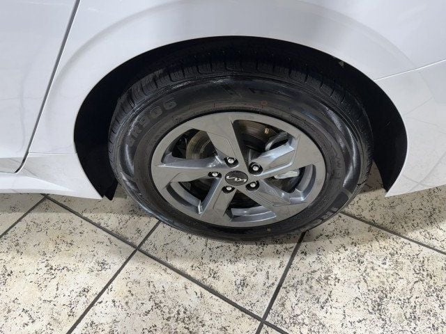 2023 Kia K5 LXS Automatic FWD - 22908292 - 7