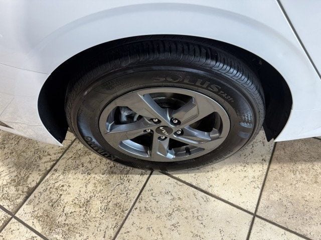 2023 Kia K5 LXS Automatic FWD - 22908292 - 8