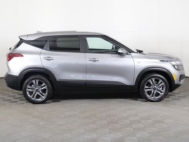 2023 Kia Seltos LX IVT AWD - 22915988 - 15