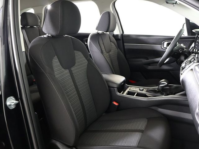 2023 Kia Sorento LX AWD - 22912753 - 28