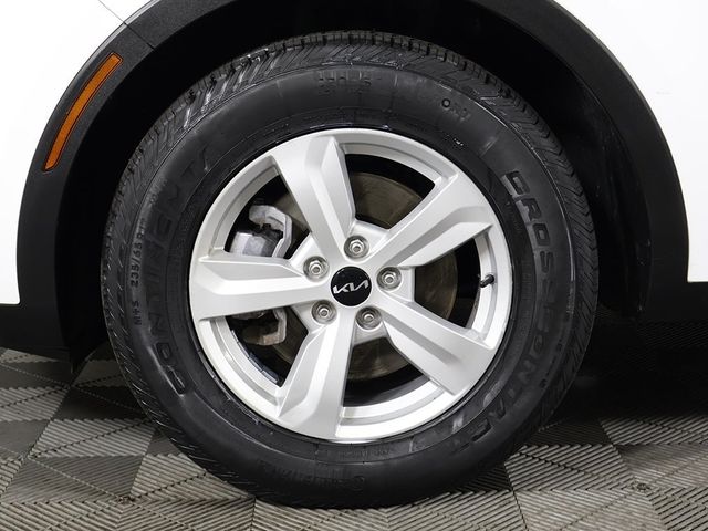 2023 Kia Sorento LX FWD - 22930900 - 19