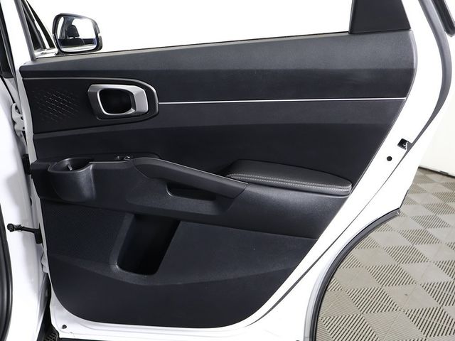 2023 Kia Sorento LX FWD - 22930900 - 23