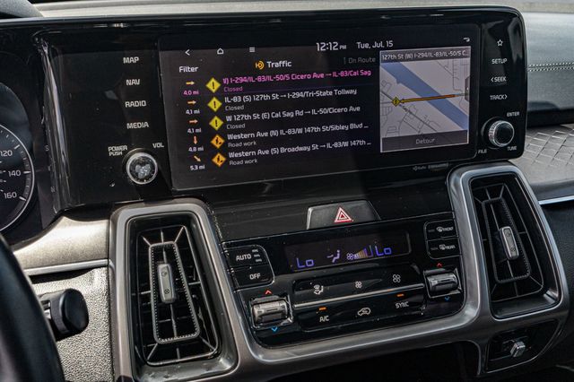 2023 Kia Sorento S FWD - 22882562 - 24