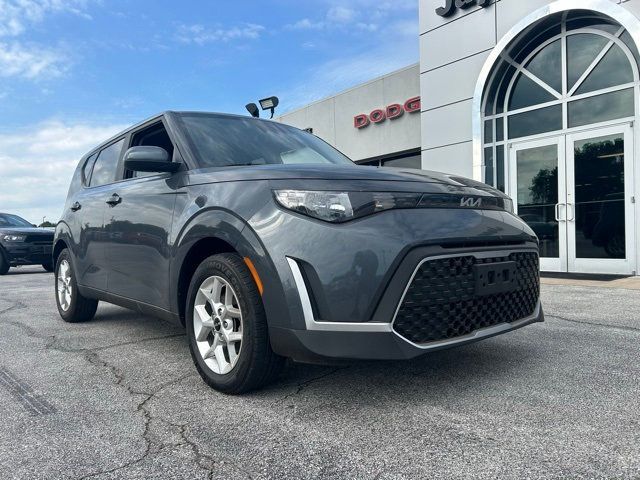 2023 Kia Soul LX IVT - 22904530 - 1